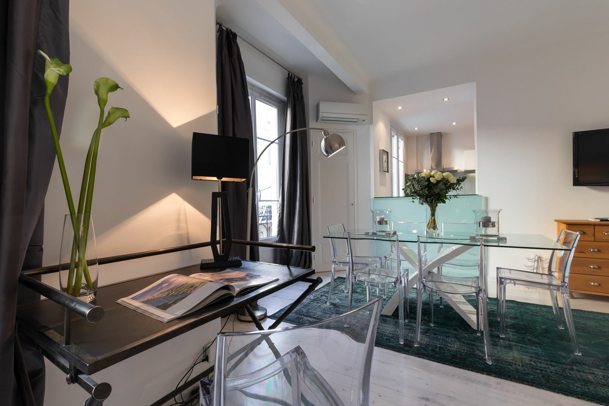 Centrally Located Modern 2 Bed Apartment In Cannes With Aircon And High Ceilings And Modern Design 696 Exterior foto