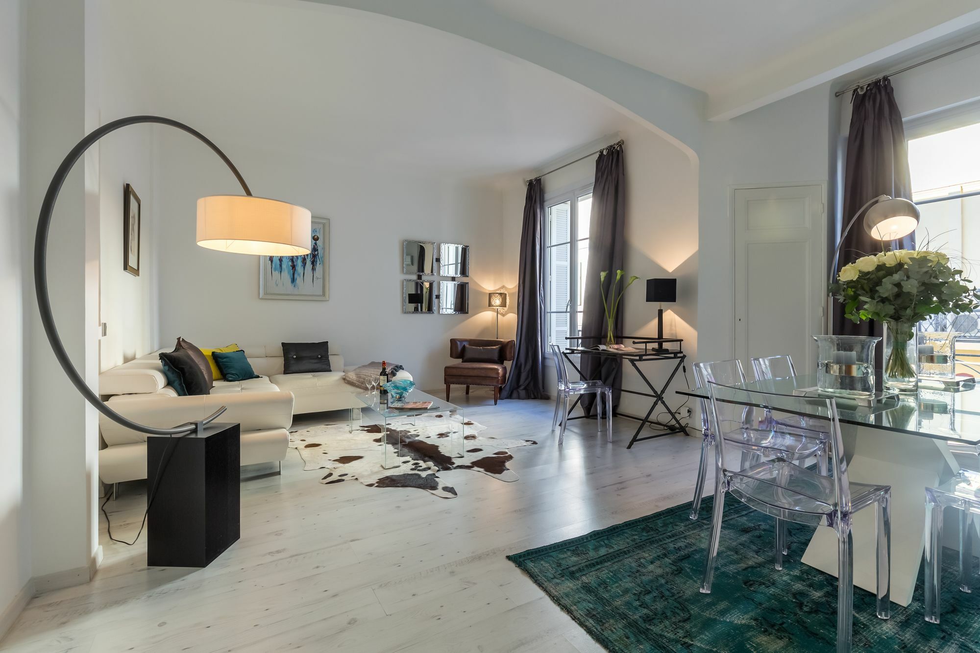 Centrally Located Modern 2 Bed Apartment In Cannes With Aircon And High Ceilings And Modern Design 696 Exterior foto